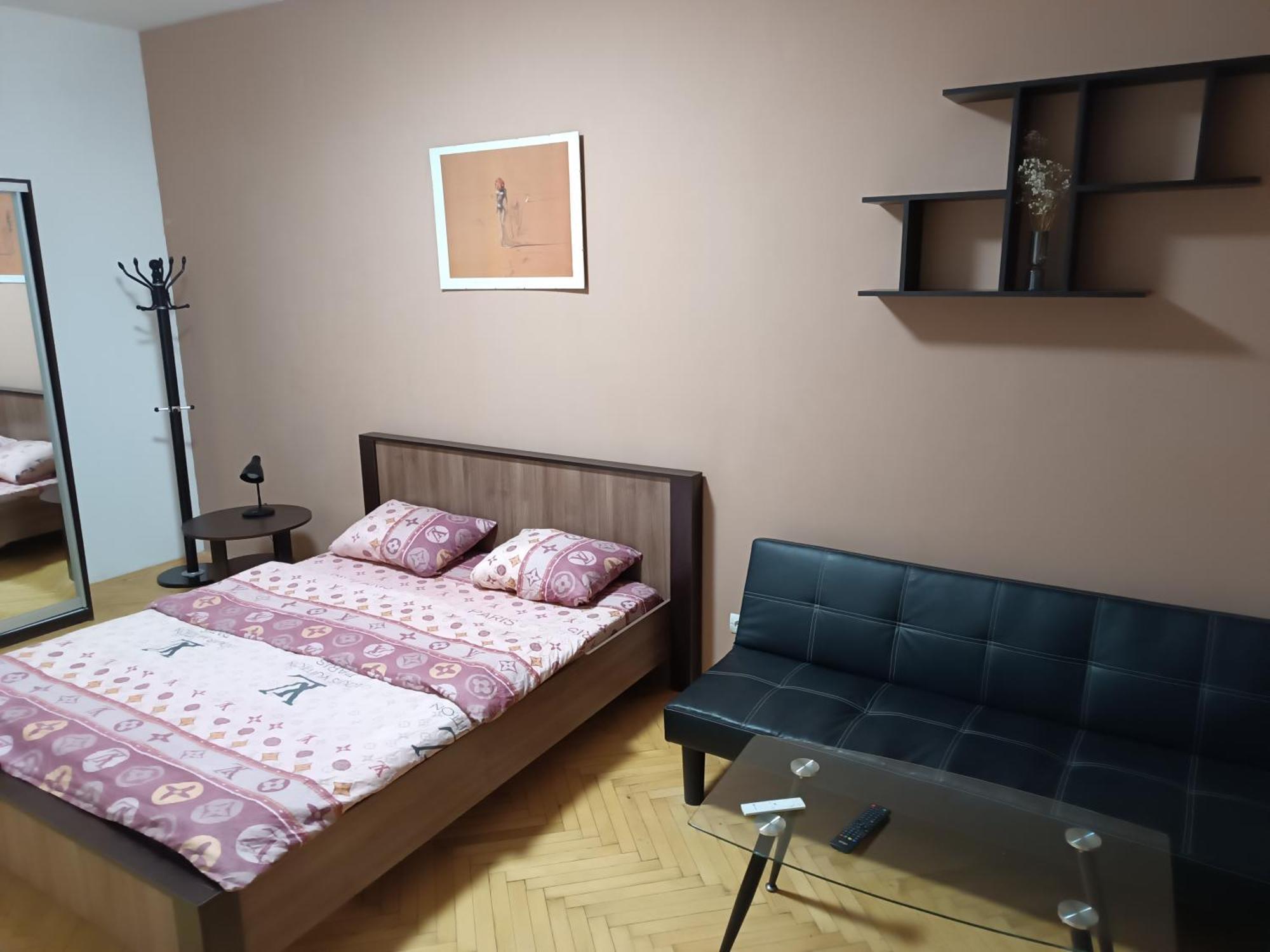 Ляльковий Театр Не Мансарда Lviv Extérieur photo
